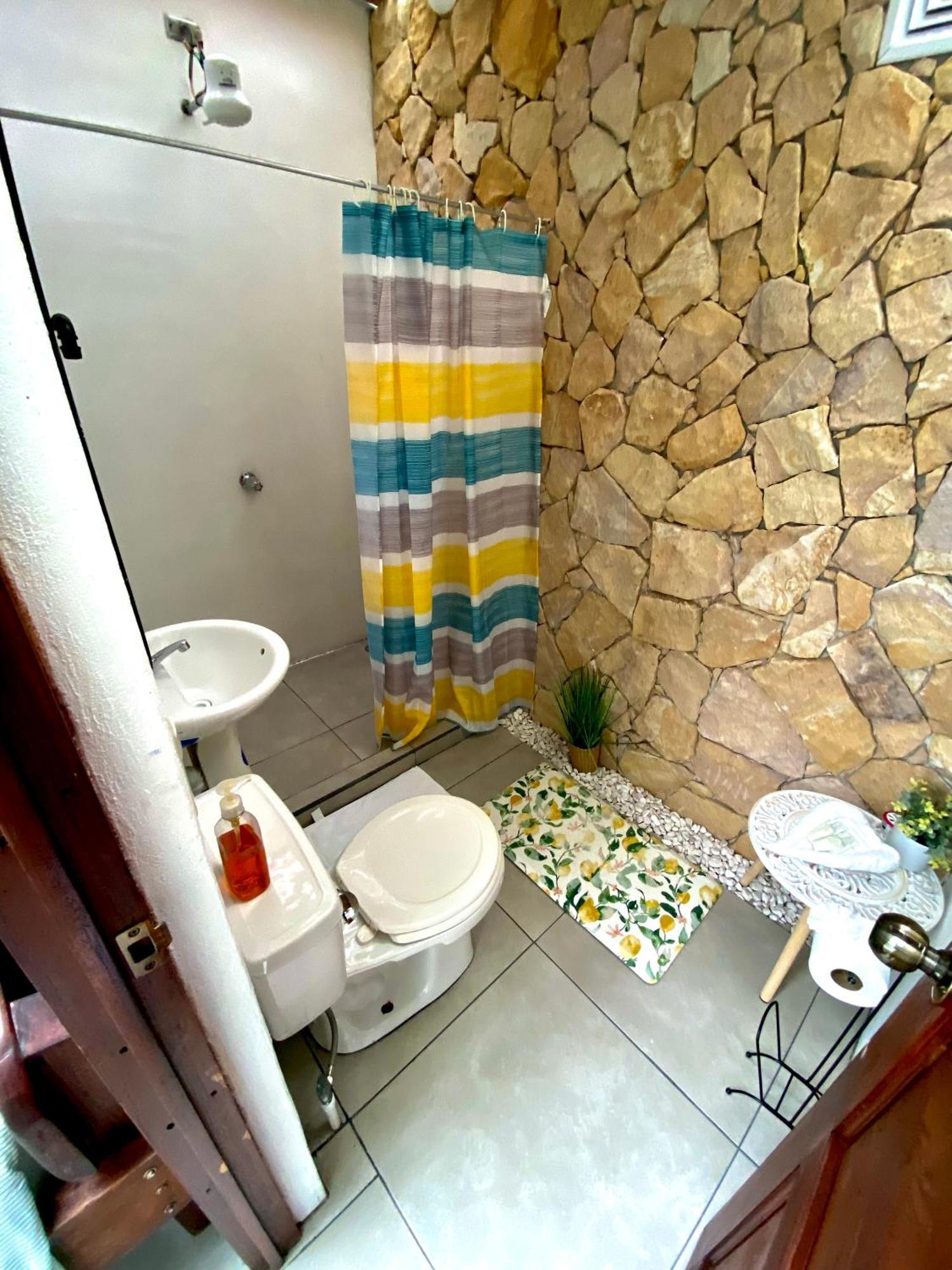 Готель Mali'S House La Fortuna Екстер'єр фото